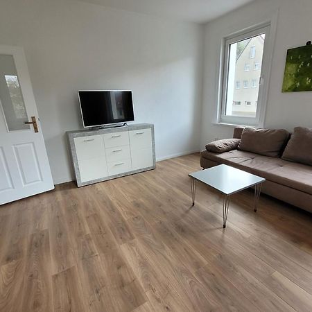 Schoene 3,5 Zimmer Handwerkerwohnung Free Parking Gute Lage アルプシュタット エクステリア 写真